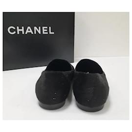 Chanel-Mocasines Chanel con pelo de potro CC-Negro