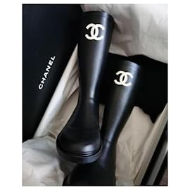 Chanel-Regenstiefel-Schwarz