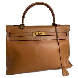 Hermès Kelly 35 Caramel Leather Handbag Caramel