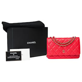 Chanel-Carteira CHANEL em bolsa com corrente em couro vermelho - 101577-Vermelho