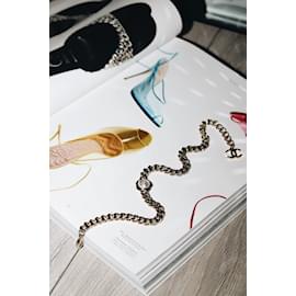 Chanel-Collana girocollo con perle CC di Chanel-D'oro