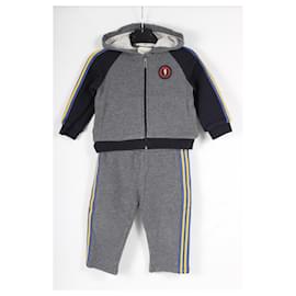 Gucci-Outfit Gucci for your Babyboy-Grey