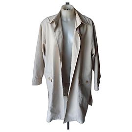 Wasserdichter Trenchcoat von Max Mara Beige
