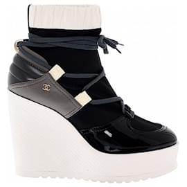 Chanel-botas de tornozelo-Preto