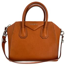 Givenchy-Antigona Piccola Pelle 2-Way Tote Arancione Mattone-Arancione