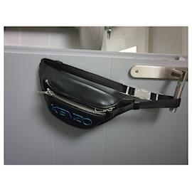 Kenzo-Kenzo fanny pack in black leather-Black,Blue