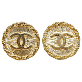 Chanel-Chanel Gold CC Clip On Earrings-Golden