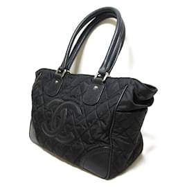 Chanel-CC Matelasse New York Line Tote Bag  A33100-Black