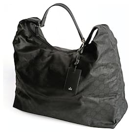Gucci-Gucci-Reisetasche aus schwarzem Monogramm-Nylon-Schwarz