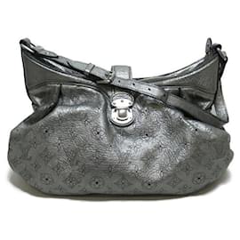 Louis Vuitton-Louis Vuitton Monogram Mahina XS Shoulder Bag Leather Shoulder Bag M95718 in Good condition-Silvery