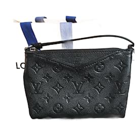 Louis Vuitton-Bolsas-Preto