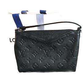 Louis Vuitton Sacs à main Noir