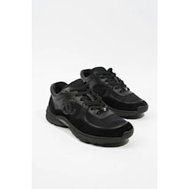 Chanel-Chanel CC Runner Black Suede EU 37.5 Uk 4.5-Black