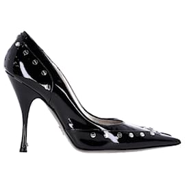 Dolce & Gabbana-Nietenpumps von Dolce & Gabbana aus schwarzem Lackleder-Schwarz