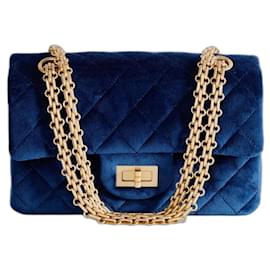 Chanel-Chanel 2019 MINI VELUDO AZUL ACOLCHOADO 2.55 Reedição 224 saco de aba-Azul,Azul marinho,Gold hardware