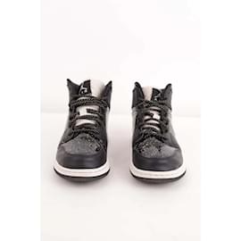 Nike-Black sneakers-Black
