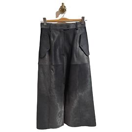 Saias NINA RICCI T.FR 36 em couro de bezerro estilo pônei Cinza