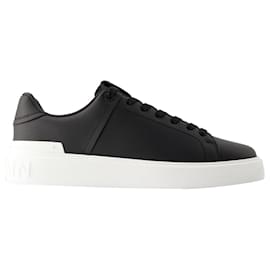 Balmain-B-Court Sneakers - Balmain - Leather - Black-Black