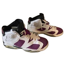 Baskets Nike Jordan 6 Retro Grape Blanc Violet Cuir Blanc Violet