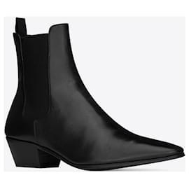 Saint Laurent-VASSILI CHELSEA ANKLE BOOTS IN SMOOTH LEATHER-Black