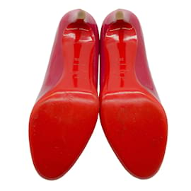 Christian Louboutin-Zapatos de tacón de charol frambuesa de Christian Louboutin-Rosa