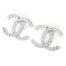 Chanel-Boucles d'oreilles à tige en strass CC 02P-Argenté