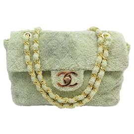 Chanel-BOLSO DE MANO CLÁSICO MAXI VINTAGE CHANEL MONEDERO DE HOMBRO DE TELA ESPONJA ATEMPORAL-Verde