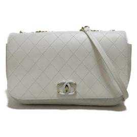 Chanel-Bolso CC de piel acolchada con solapa completa-Blanco