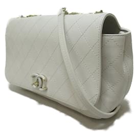 Chanel-Bolsa com aba completa de couro acolchoado CC-Branco