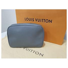 Louis Vuitton-Louis Vuitton Glacier Taiga Leather Toilette Pouch GM-Grey
