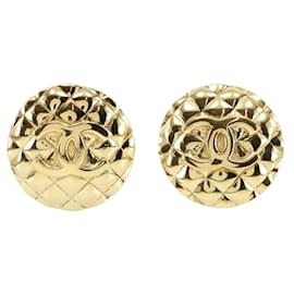 Chanel-CC Matelassé Clip On Earrings-Golden