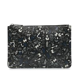 Fendi-Printed Leather Clutch Bag 7N0078-Black