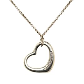 Tiffany & Co-Collier pendentif coeur ouvert Tiffany & Co Collier en métal en bon état-Argenté