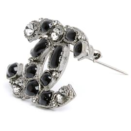 Chanel-Alfileres y broches-Plata