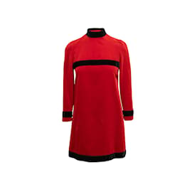 Autre Marque-Vintage rojo y negro Chanel Boutique Velvet Mini Vestido Tamaño FR 36-Roja