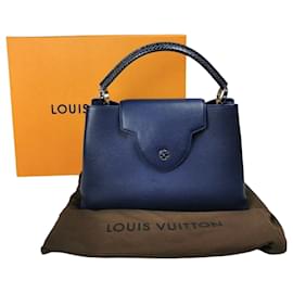 Louis Vuitton-Louis Vuitton Capucines MM Exotic Blue Taurillon-Blau,Marineblau