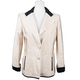 Chanel-Chaqueta estilo blazer de nailon Chanel (40)-Beige