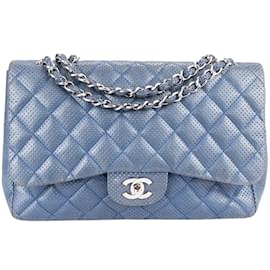 Chanel-Chanel Perforierte Einzel-Umhängetasche mit silberner Hardware-Klappe-Blau