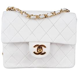 Chanel-Cuir d'agneau matelassé Chanel 24Sac bandoulière K Gold Mini à rabat unique-Blanc