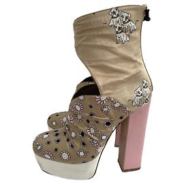 Miu Miu S/S 2010 botines con plataforma de satén Rosa