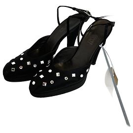 Versace Black Cloth Heels Size 38 Black