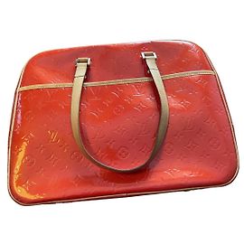 Louis Vuitton Modèle Sutton Rouge