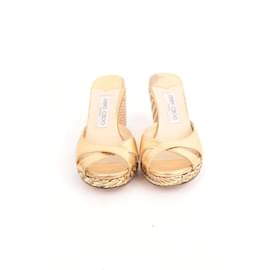 Jimmy Choo-Sapatos de sandália de couro-Dourado