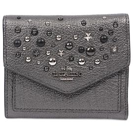 Coach Star-Geldbörse mit Nietenklappe aus grauem Leder Grau