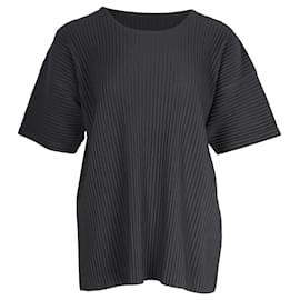 Issey Miyake-Issey Miyake Homme Plissé Issey Kurzarm-T-Shirt aus schwarzem Polyester-Schwarz