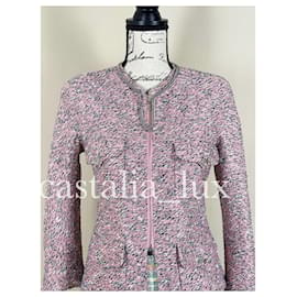 Chanel-Tweed-Jacke mit CC-Knöpfen und Kettengliederbesatz-Pink