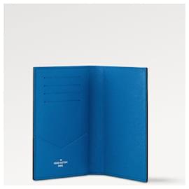 Louis Vuitton-Custodia per passaporto LV taigarama blu-Blu