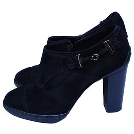Escarpins Tod's en daim noir Noir