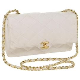 Chanel-CHANEL Matelasse Chain Shoulder Bag Lamb Skin White CC Auth bs10562-White