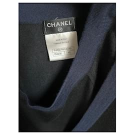 Chanel-Chanel-Kaschmirkleid und Weste-Mehrfarben